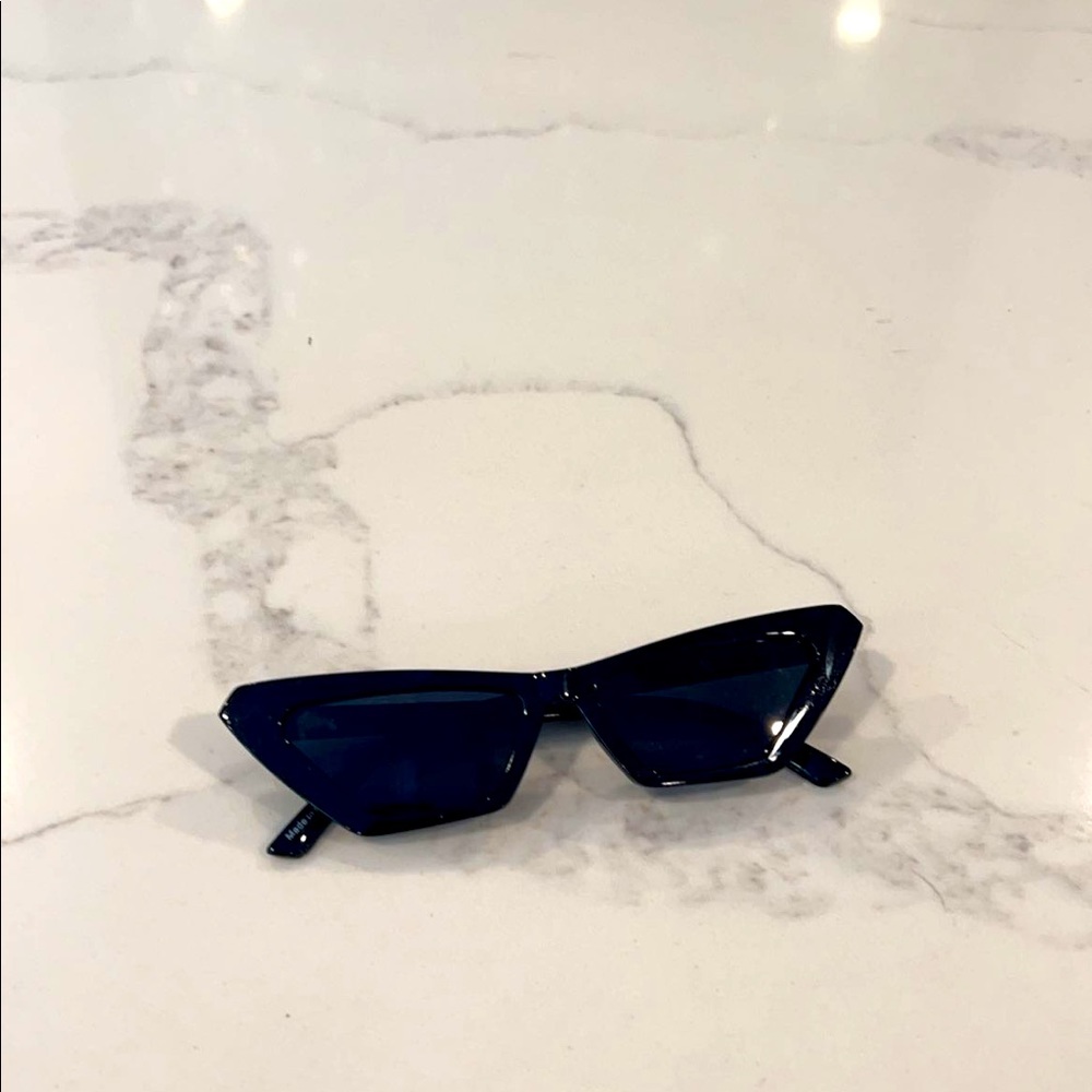 Y2K RETRO SUNGLASSES
